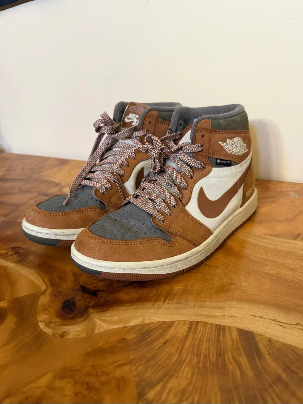 Jordan pair aor